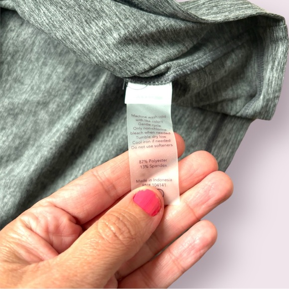 Calia, Athletic, Mock Neck Sleeveless Top - Picture 4 of 6